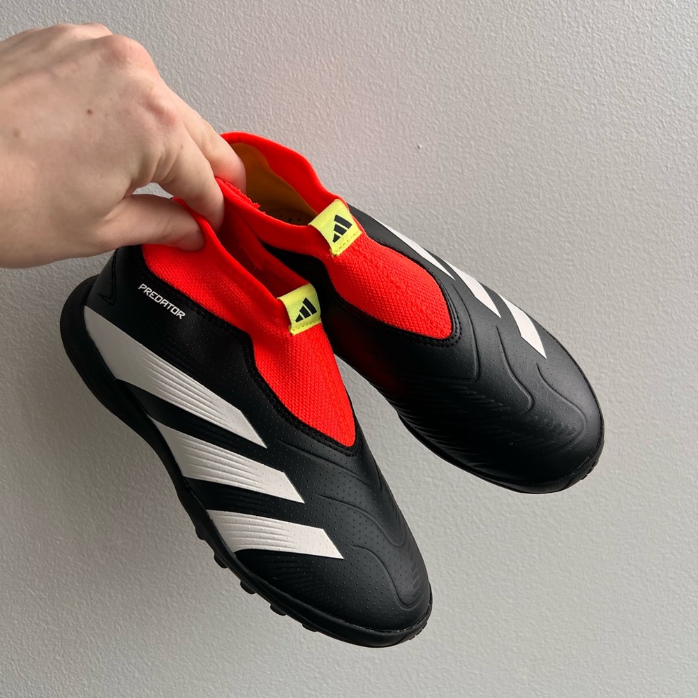 Adidas Predator kids soccer cleats